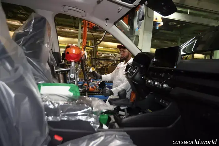Honda Attributes $15 Billion Canadian Investment Stall to EV Slowdown | Carscoops